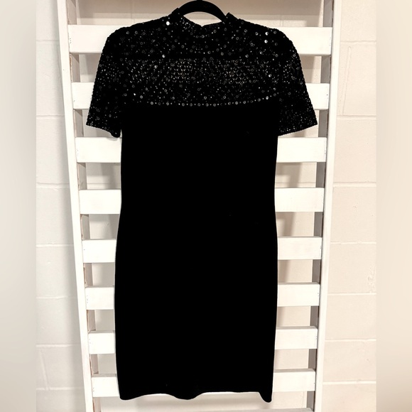 ST JOHN Evening Black Sheath Dress Size 8 Embellished Sequin Mock Neck - Picture 1 of 14
